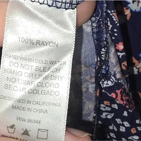 Haptics Kimono Sleeve Floral Print Flowy Cover-up Women's Plus Size 2X 3X - Picture 9 of 11